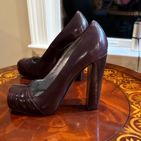 Catherine Malandrino Burgundy Leather Pleated Platform 5”Heel Size 38.5/8.5 $545 - Picture 6 of 10
